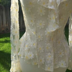 Vintage Lace sunflower 70s blouse